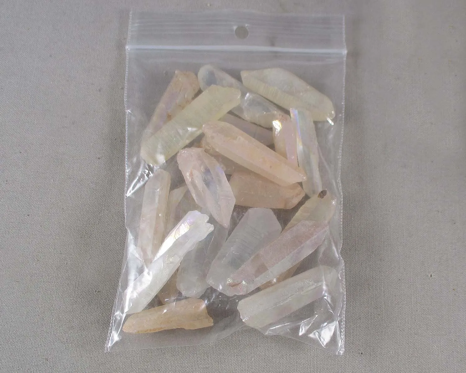 40% OFF!  Bulk Aura Quartz Points 20pc (A523)